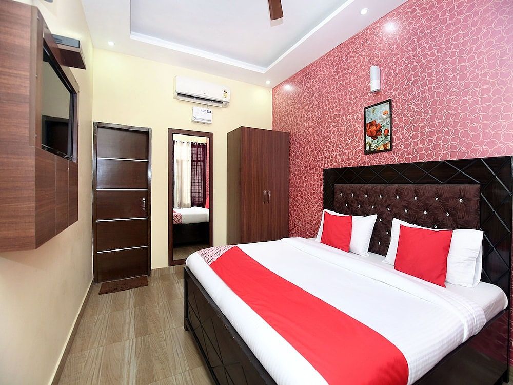 undefined OYO 4548 Hotel Tom Stay 10