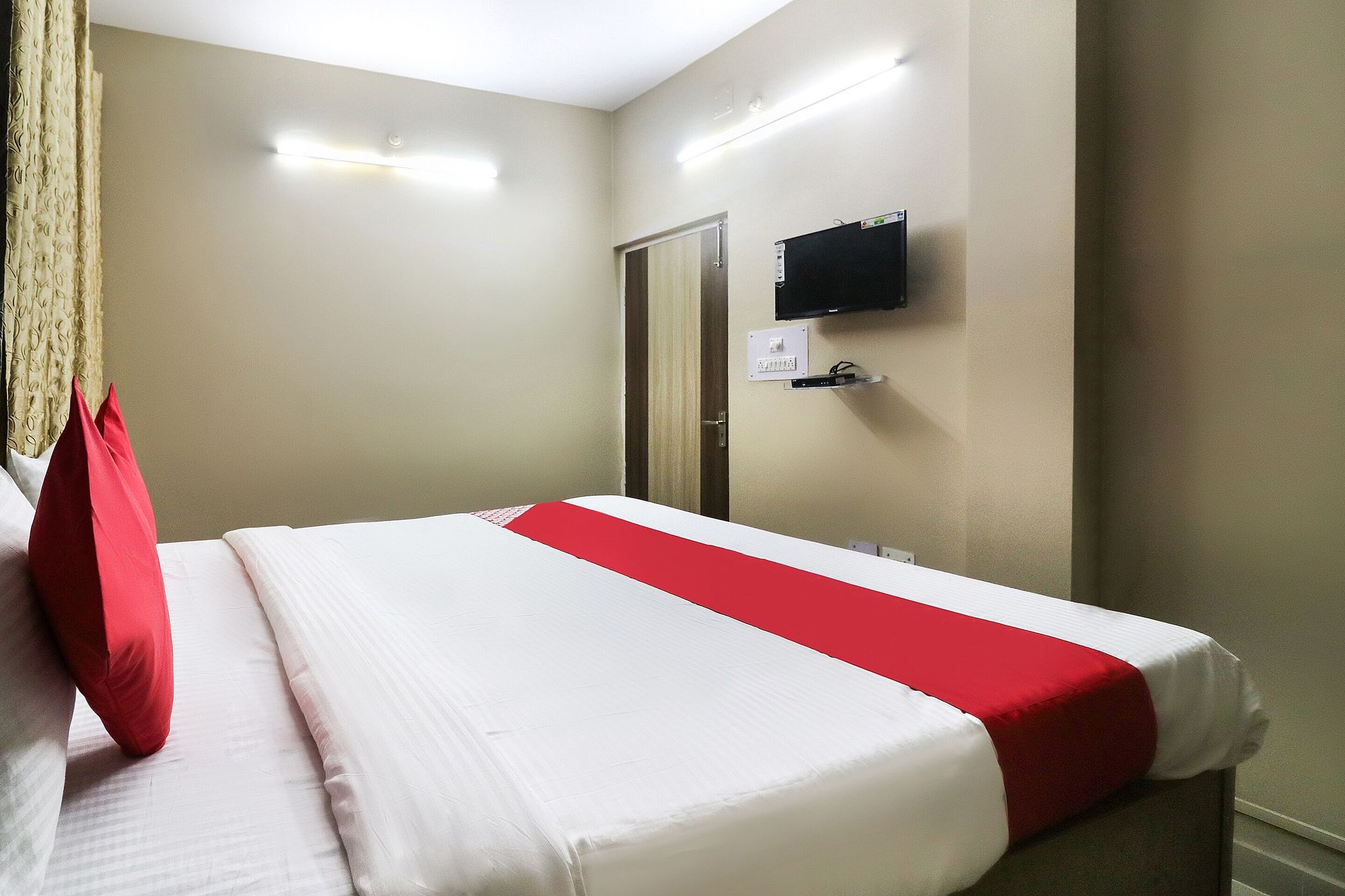 Hotel O Royal Holiday Classic 16