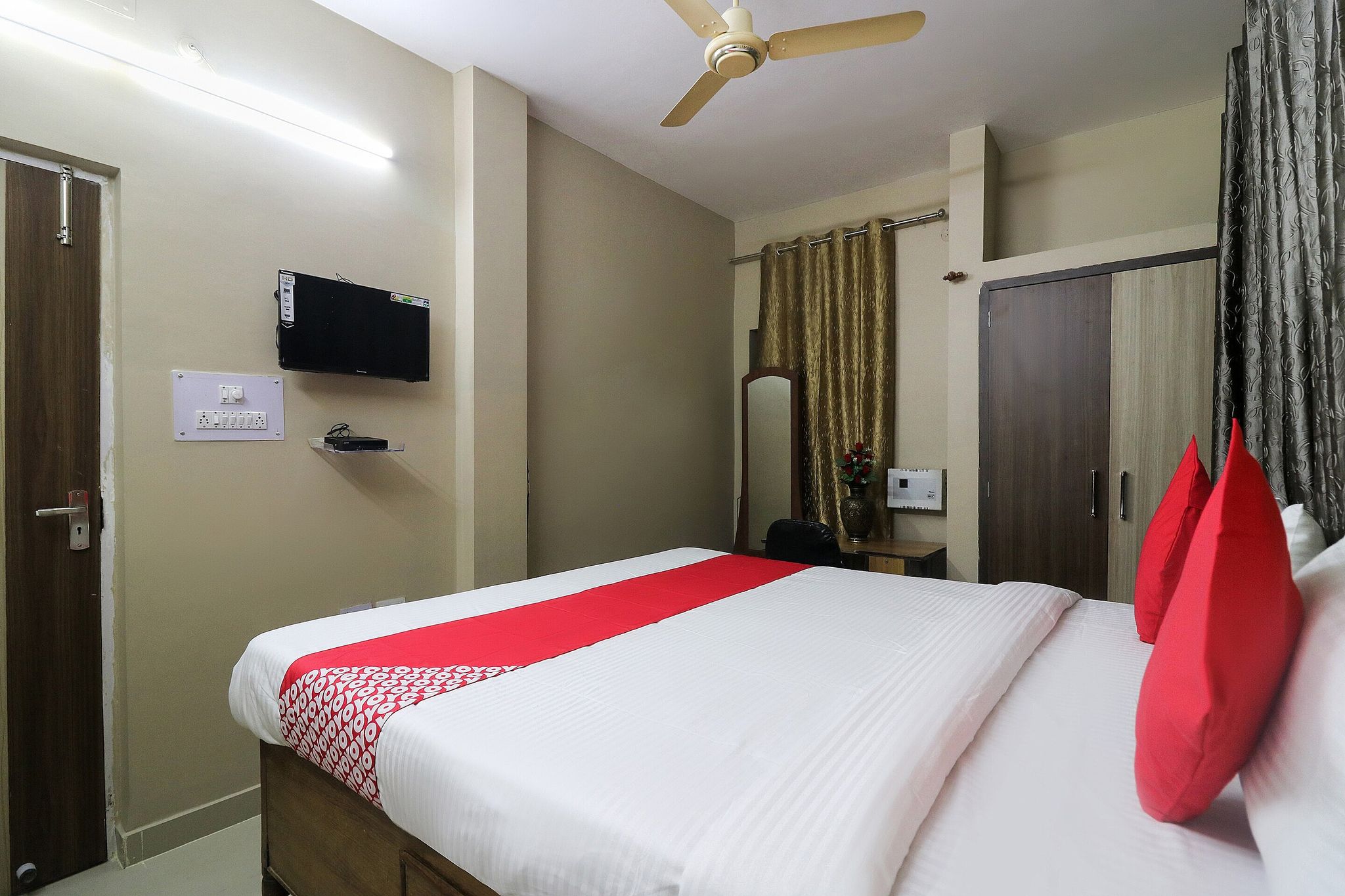 Hotel O Royal Holiday Classic 25