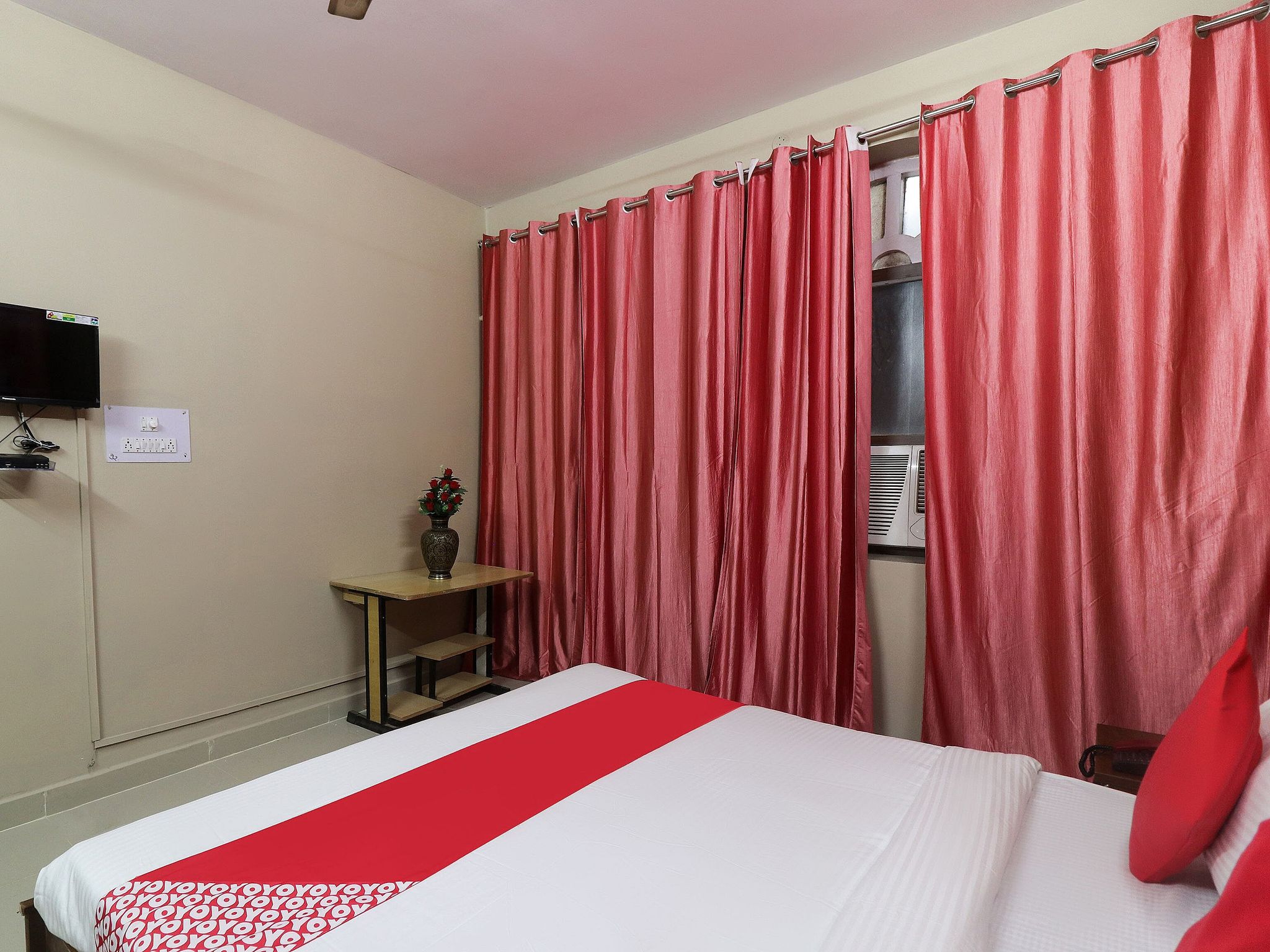 Hotel O Royal Holiday Classic 49