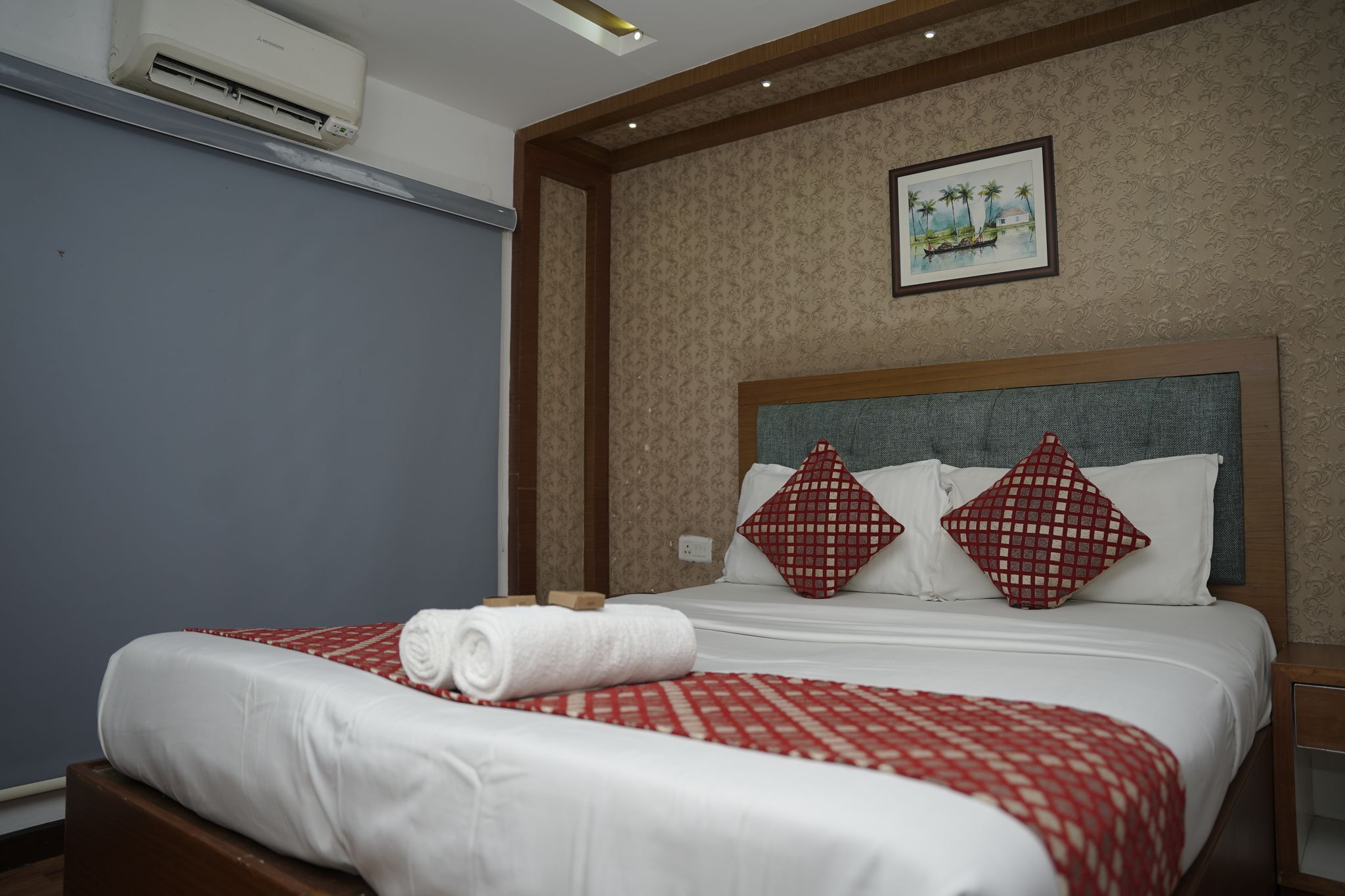 Casino Luxury Houseboats Premium Room in Sharing House Boat - Full Time Ac 2