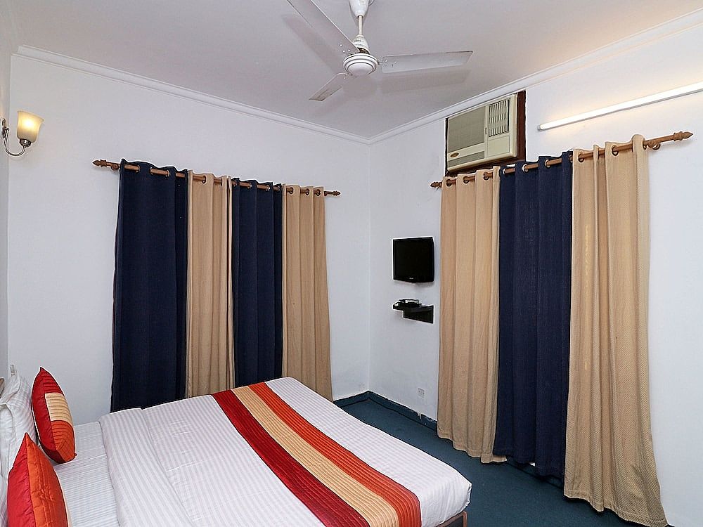 Double Room, 1 King Bed