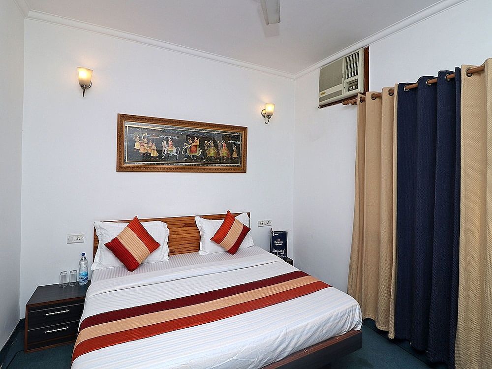 Double Room, 1 King Bed