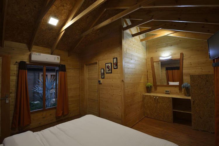 Shristhi Village Cottage Room 9
