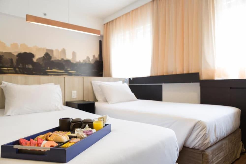 Mercure Sao Paulo Bela Vista Superior Twin Room, 2 Twin Beds 3