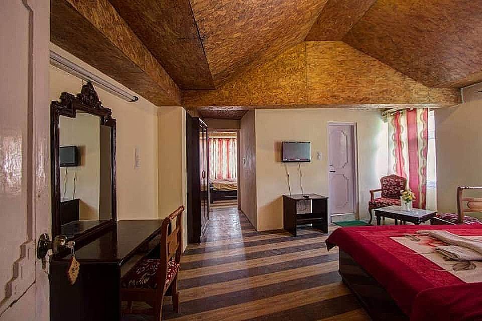 Hotel Keylinga (Manali Palace Hotel)