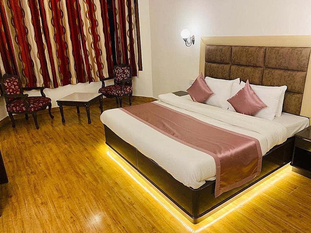 Hotel Keylinga (Manali Palace Hotel)