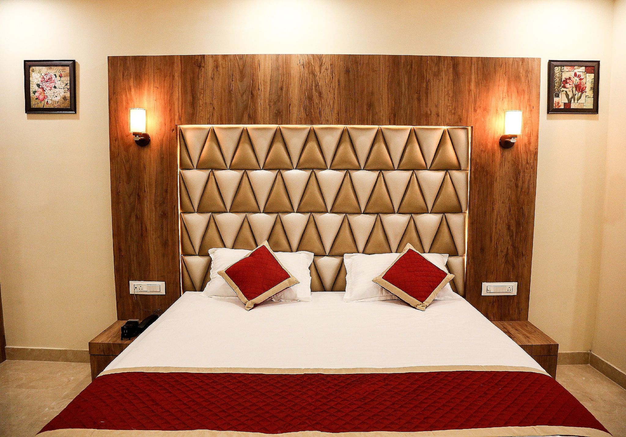 Hotel Raindew Deluxe Room