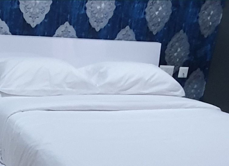 Comet Hotel Classic Room 2