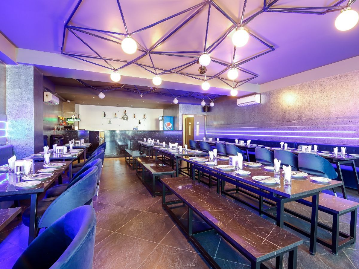 Food & Dining