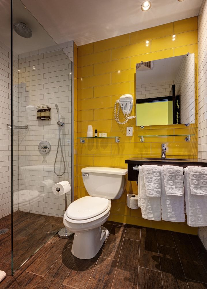 The Sohotel Standard Room, 1 Queen Bed 3