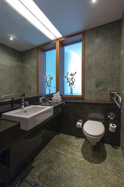 The Manor - New Delhi Standard Double Room 13