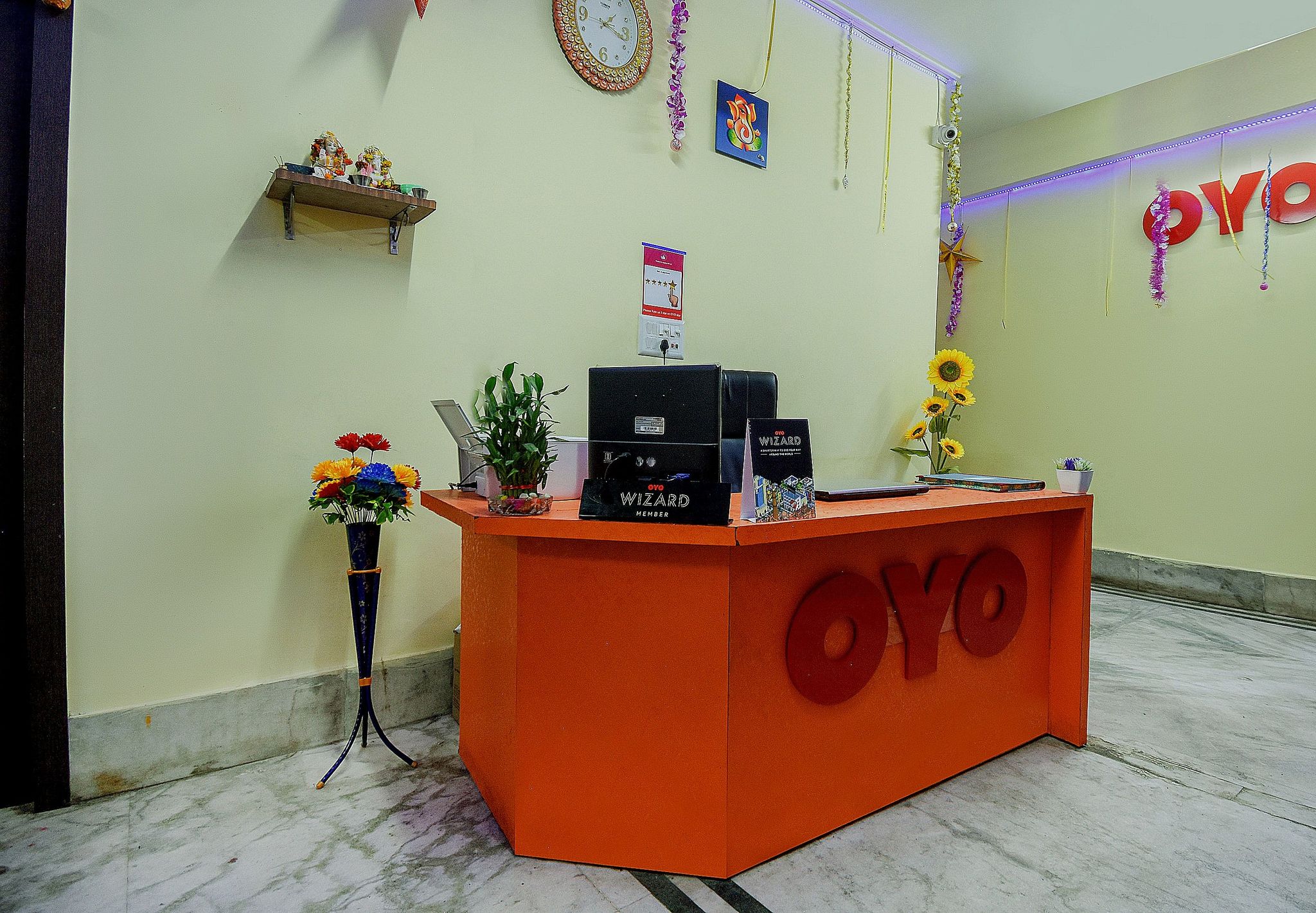 undefined OYO 48739 Fantasy Stay 2