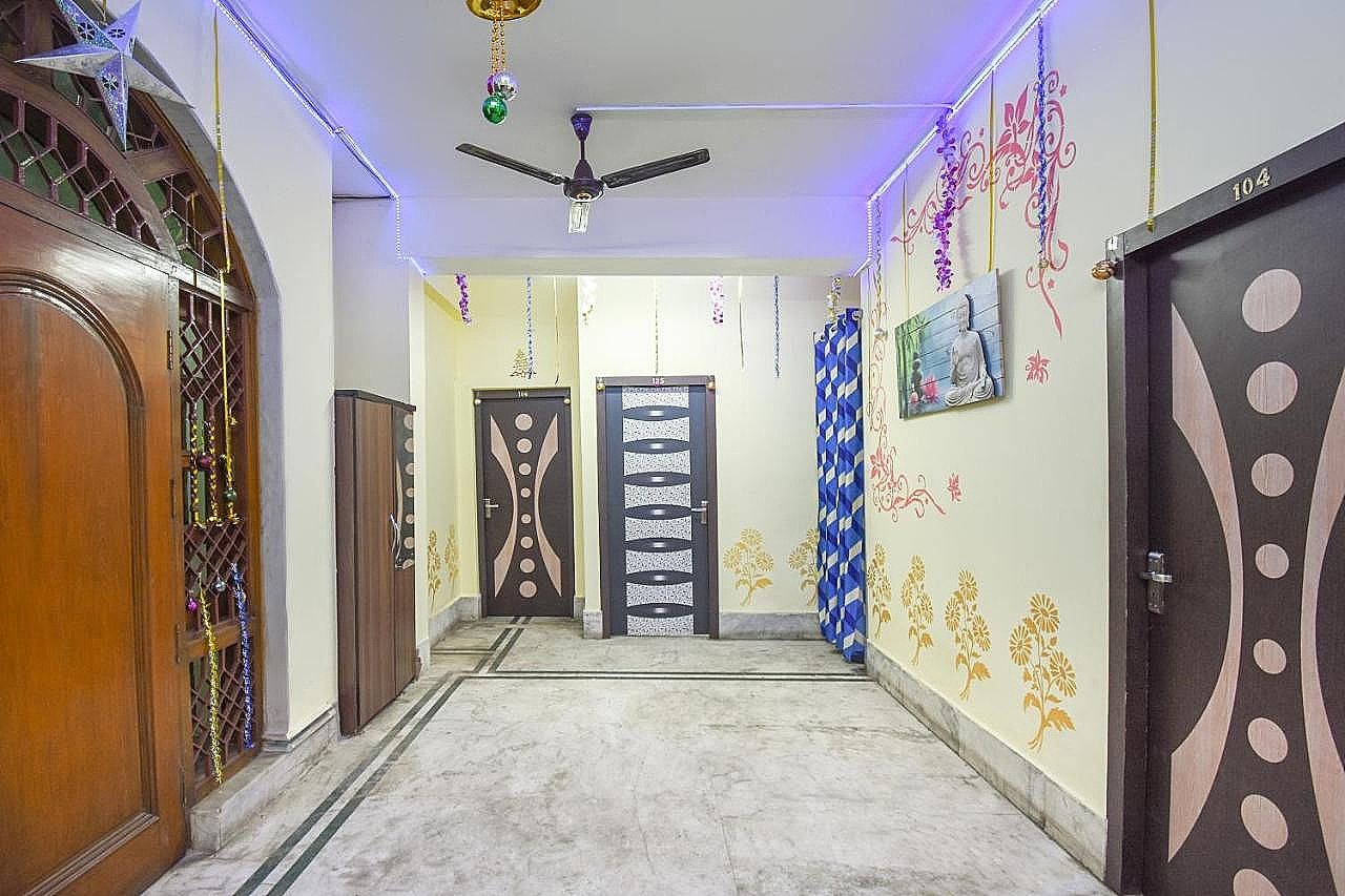 undefined OYO 48739 Fantasy Stay 3