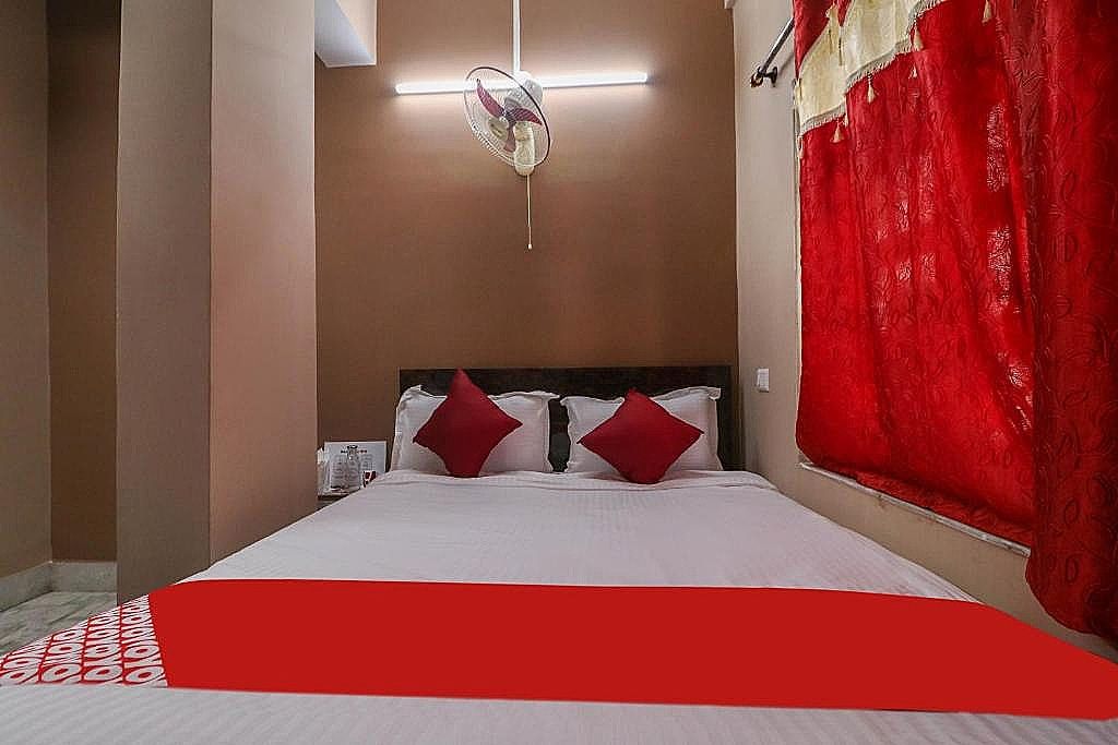 undefined OYO 48739 Fantasy Stay 10