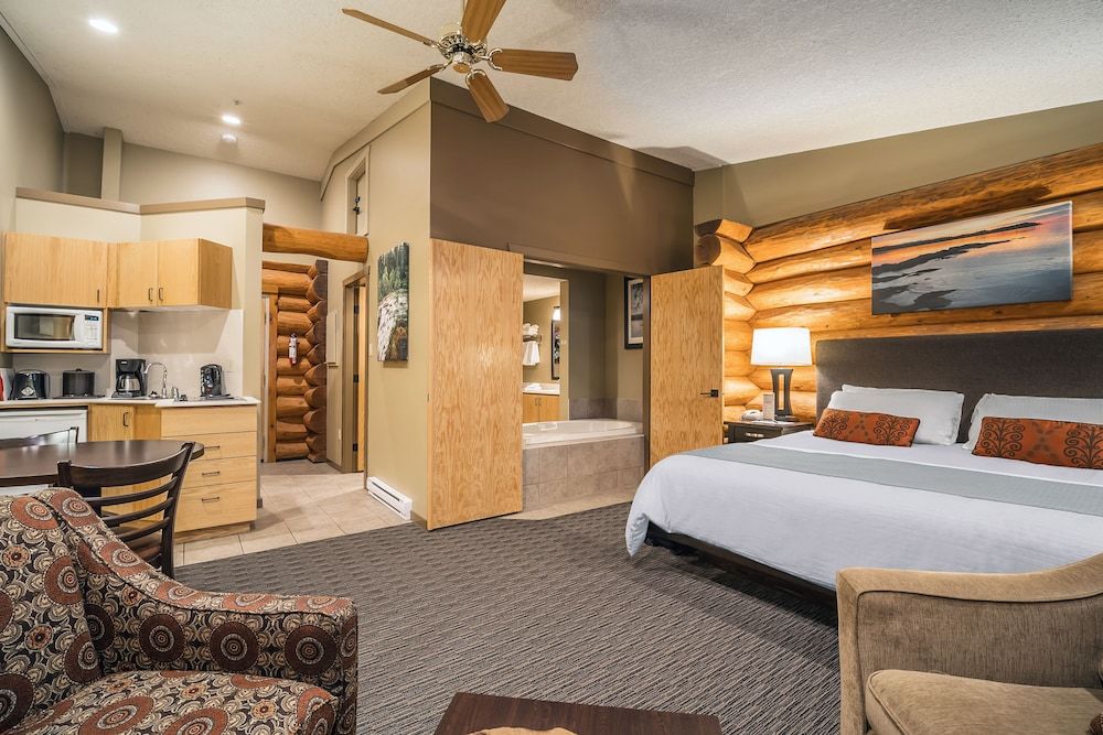 Tigh-Na-Mara Seaside Spa Resort Bungalow, Jetted Tub 2