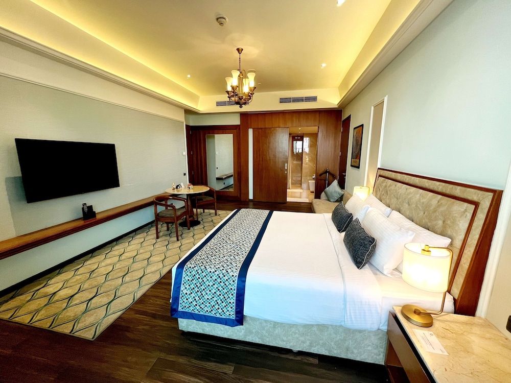 Premium Single Room Adhoc