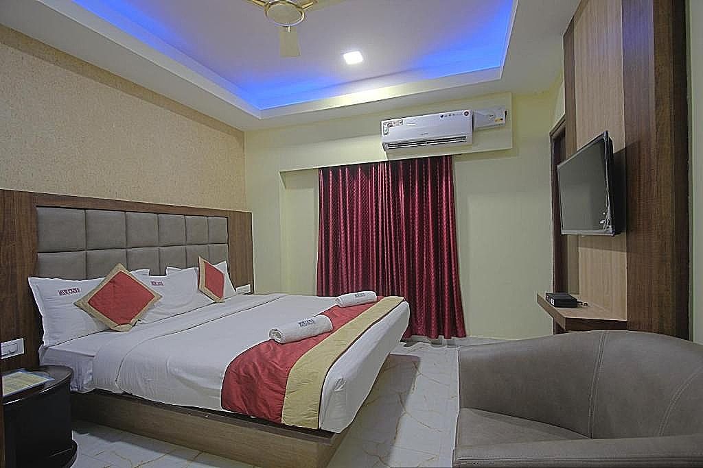 ABM Express Inn Suites Standard Room