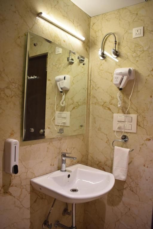 Hotel The Balam Deluxe Room 6