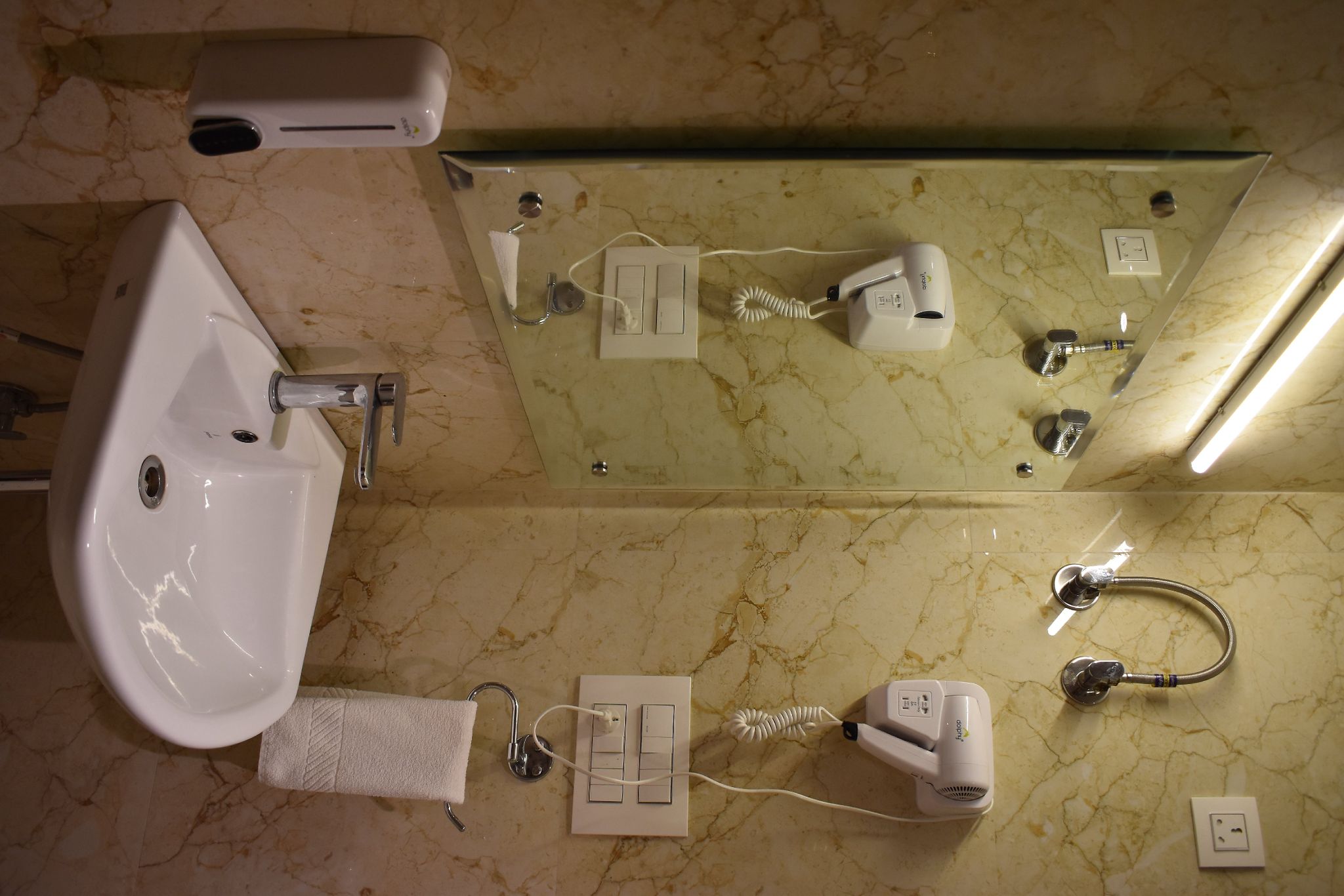 Hotel The Balam Deluxe Room 5