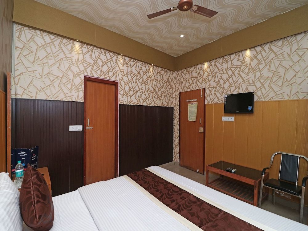 OYO 13234 Hotel Mahak Double or Twin Room 6