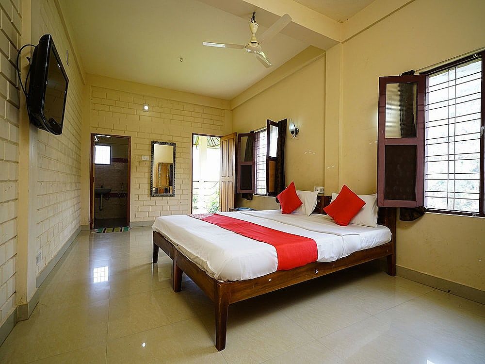 OYO 13684 Kerala for Rest Inn Double or Twin Room 2