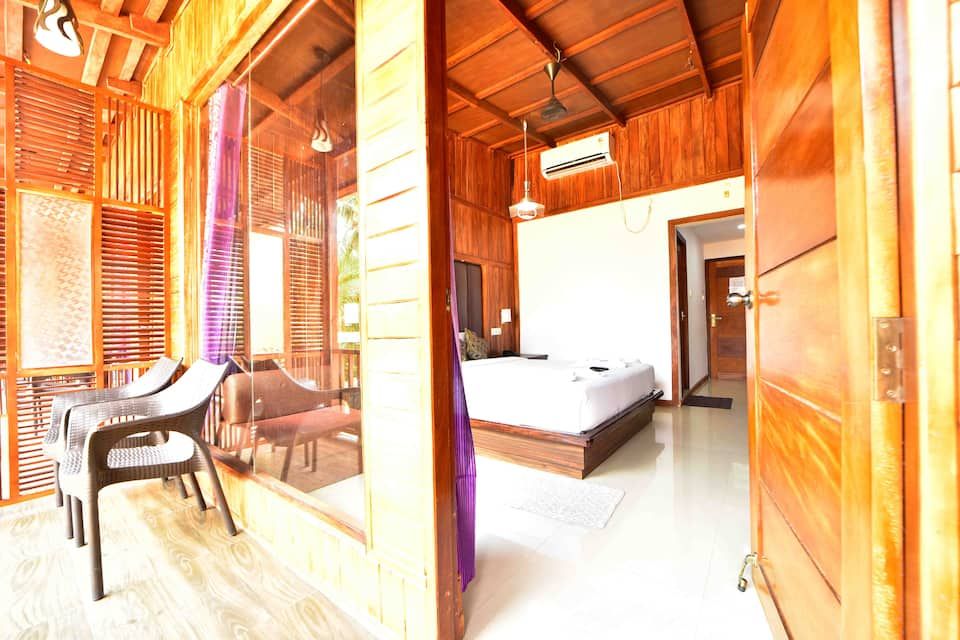 undefined Holiday N Holiday Beach Resort 9