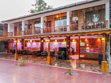 undefined Holiday N Holiday Beach Resort 7