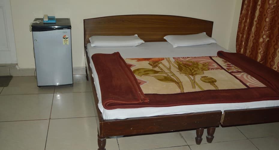 Deluxe Double Bedroom