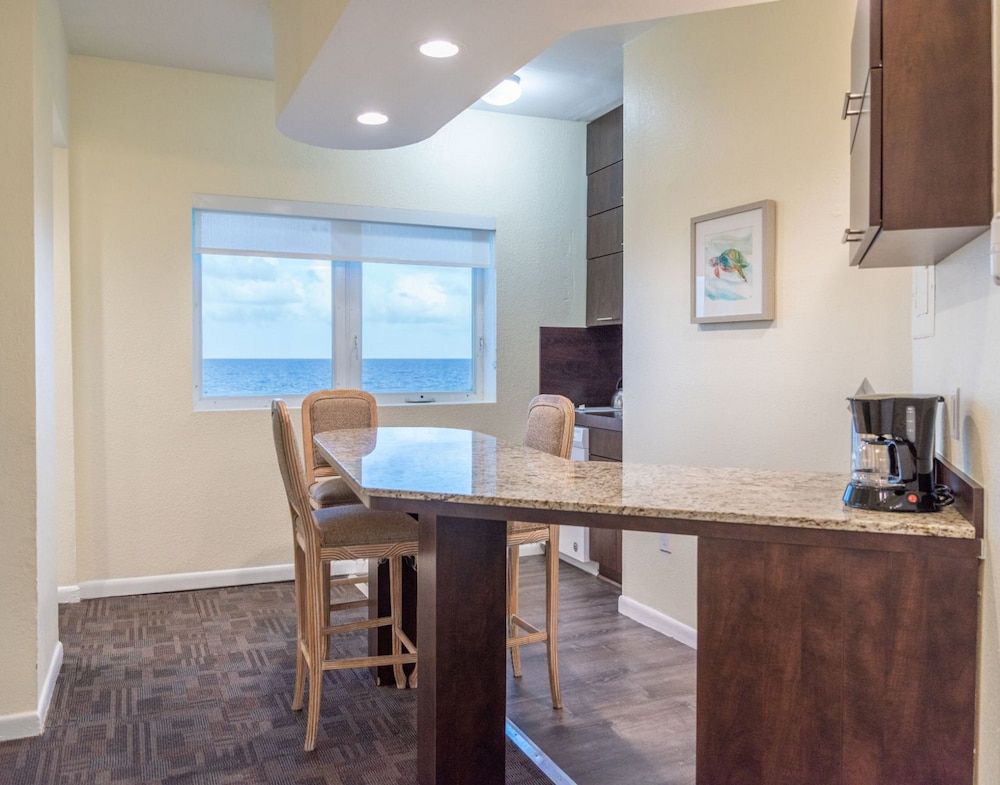 undefined Crystal Beach Suites Miami Oceanfront Hotel 6