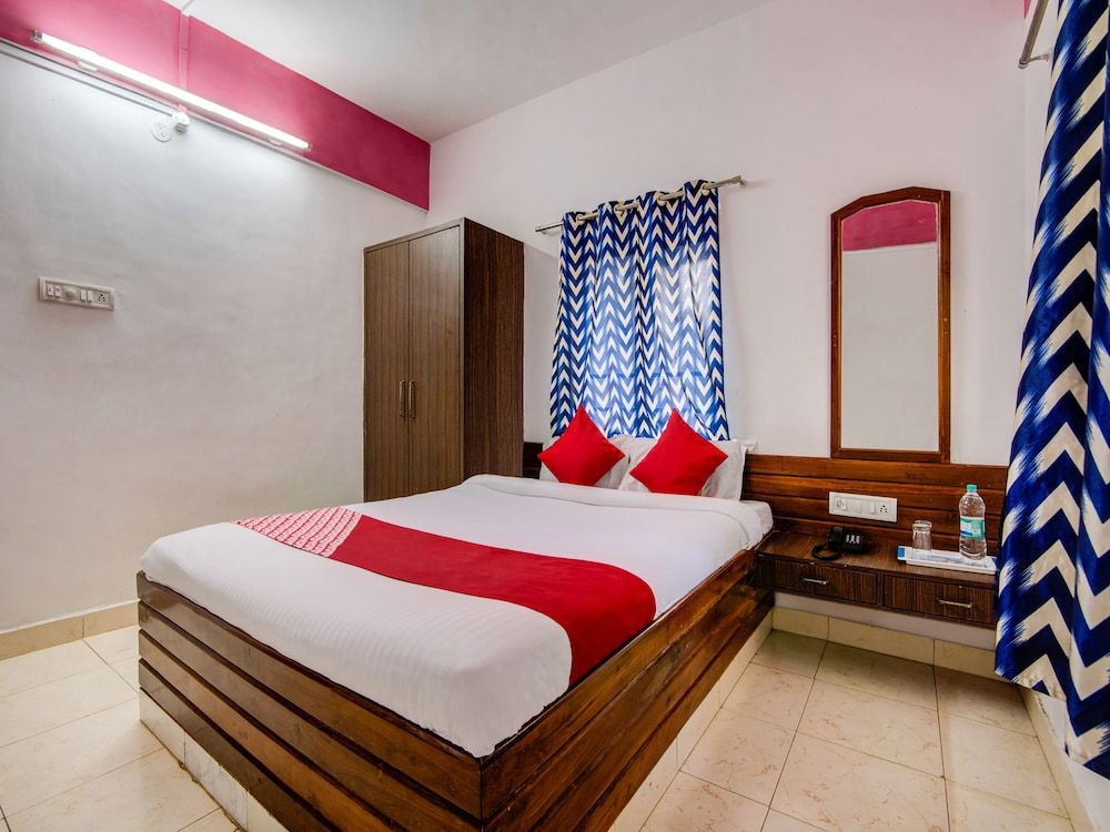 undefined OYO 35865 Anjum Holiday Home 6