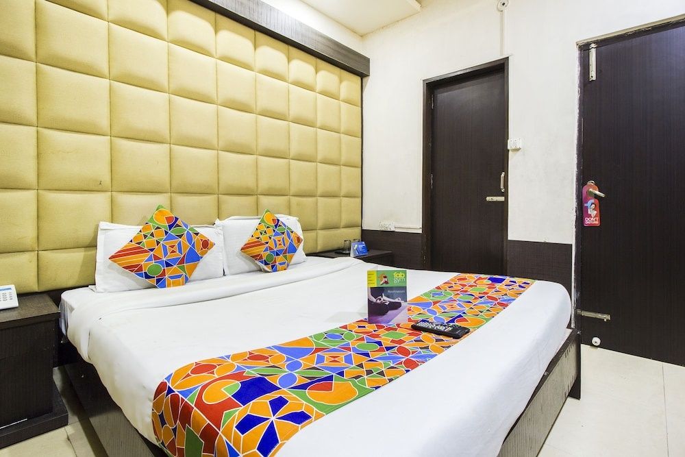 undefined FabExpress SBG Inn 8