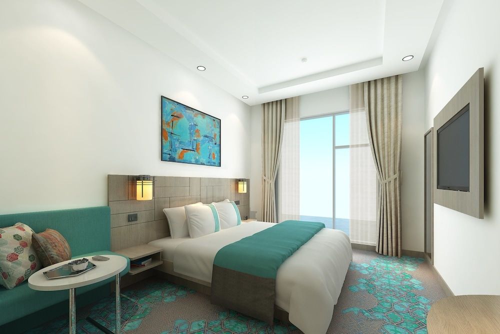 Holiday Inn Express Kolkata Airport, an IHG Hotel Standard Room, 1 Queen Bed 4