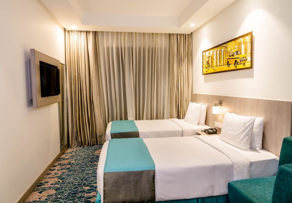 Holiday Inn Express Kolkata Airport, an IHG Hotel Standard Room, 2 Twin Beds 5