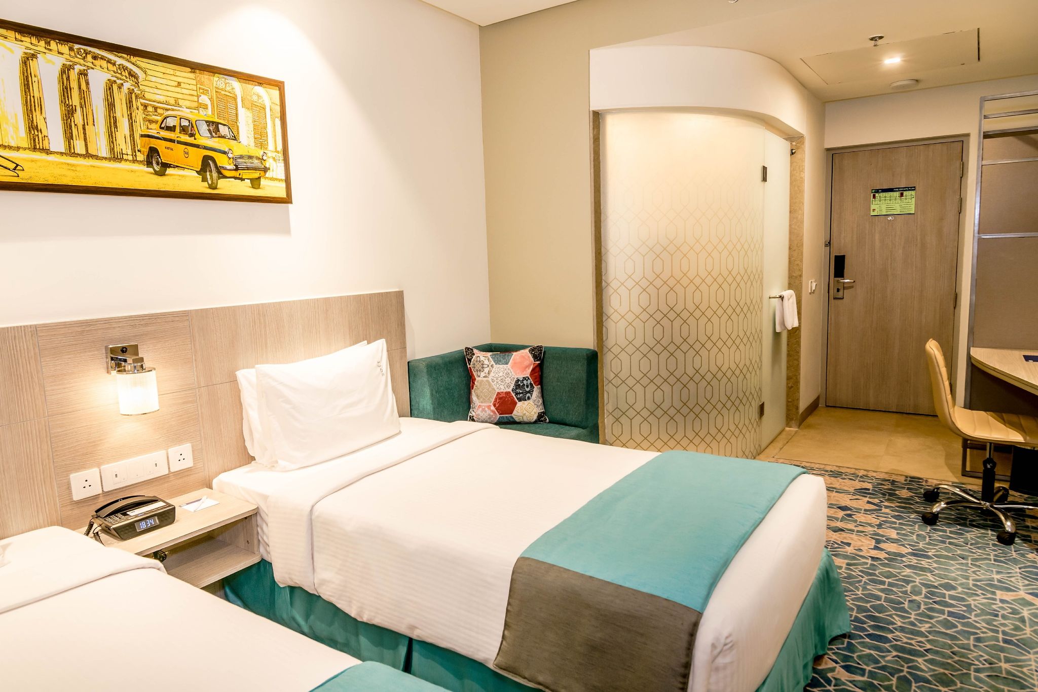 Holiday Inn Express Kolkata Airport, an IHG Hotel Standard Room, 2 Twin Beds 4
