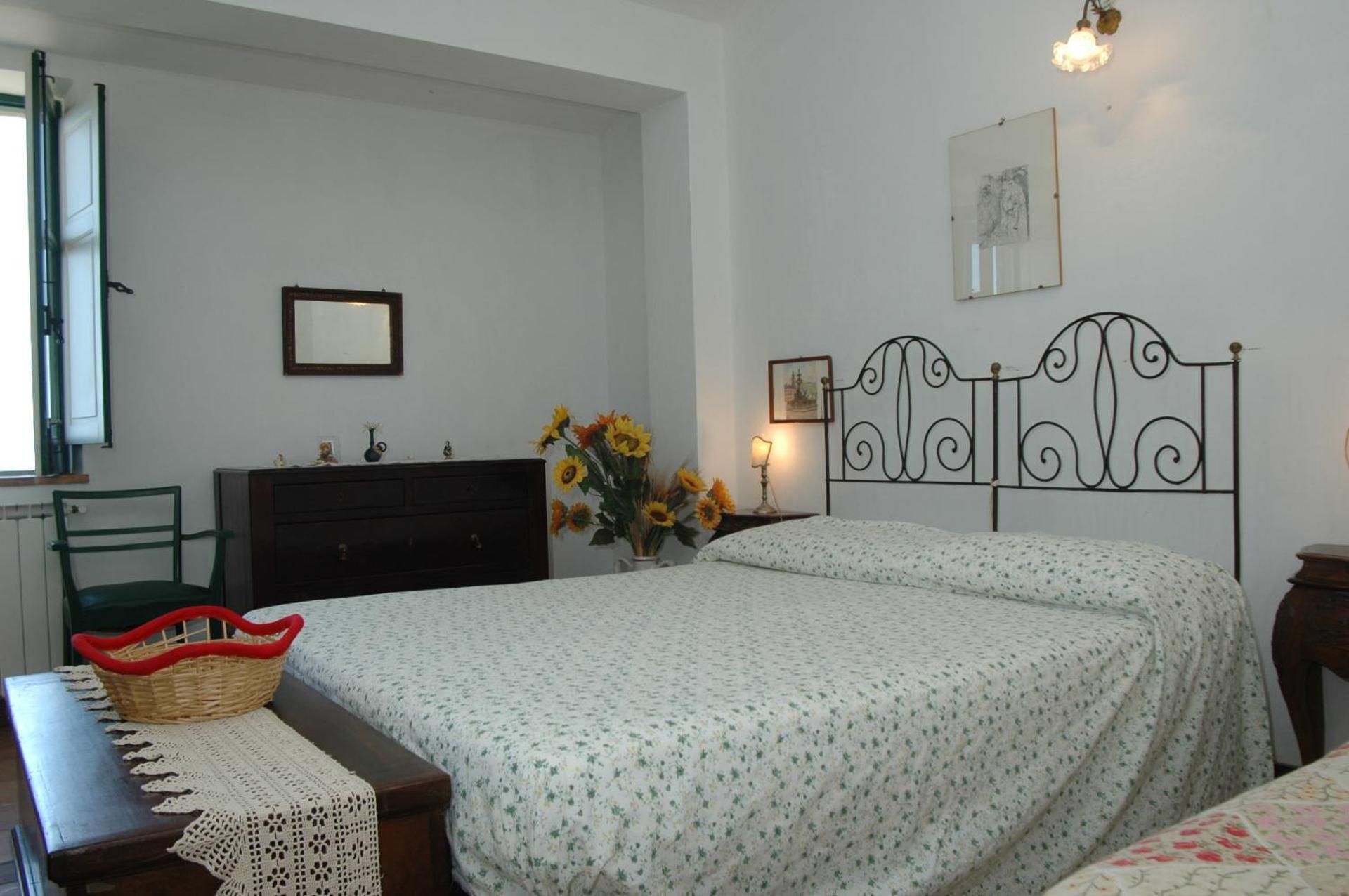 One-Bedroom Apartment with Sea View (4 Adults)