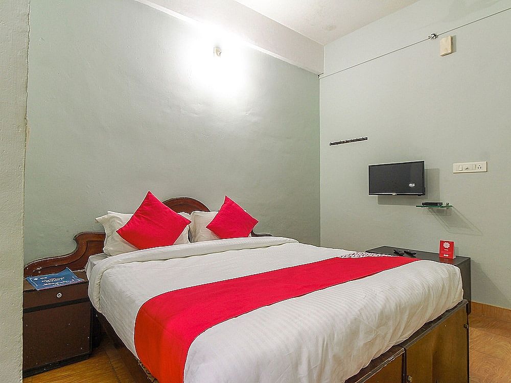 OYO 23107 Rasha Residency Double or Twin Room 8