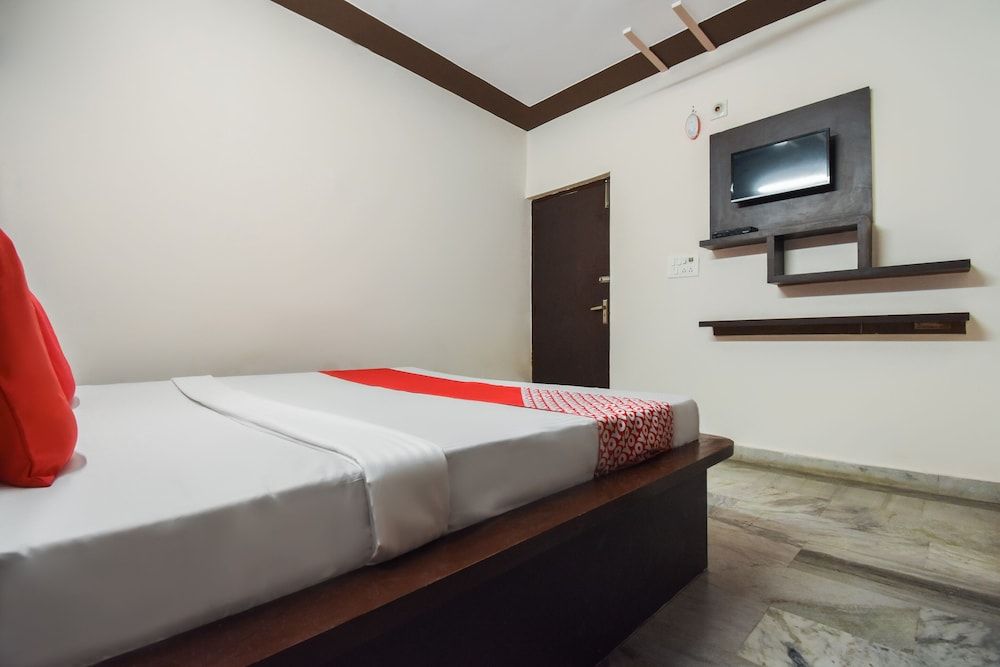 OYO 48899 Hotel V Seven Double or Twin Room 4