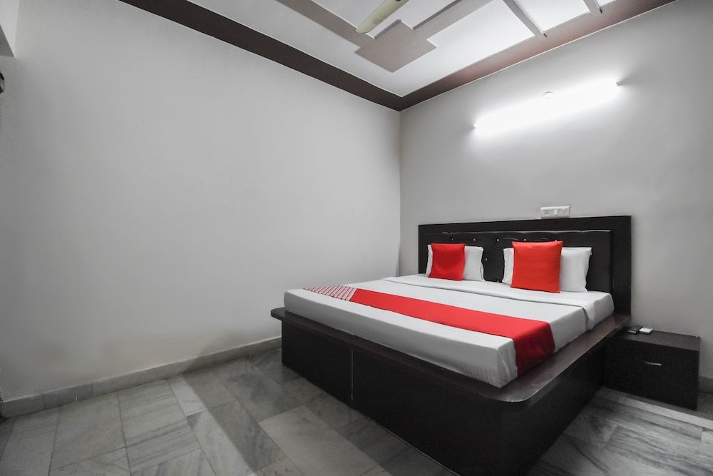 OYO 48899 Hotel V Seven Double or Twin Room 15