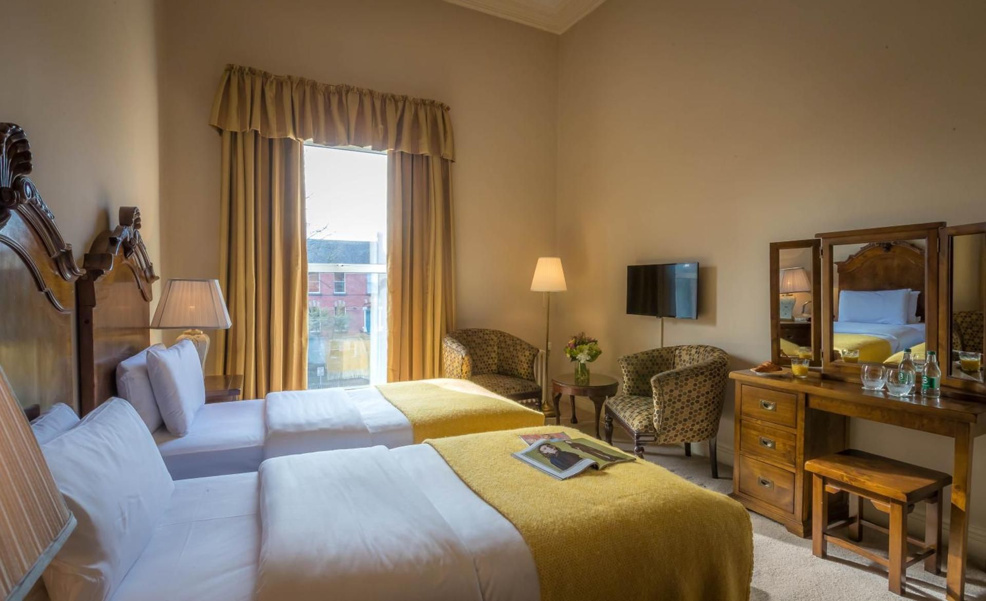 undefined Ariel House 10