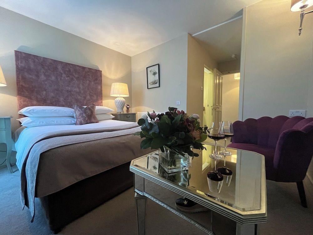 undefined Ariel House 9