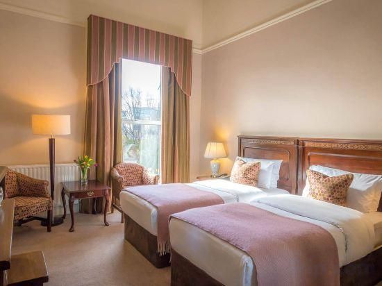 undefined Ariel House 9