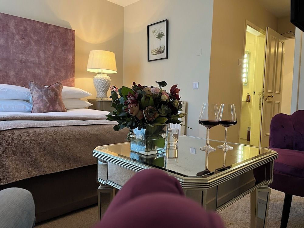 Ariel House Standard Double Room 4