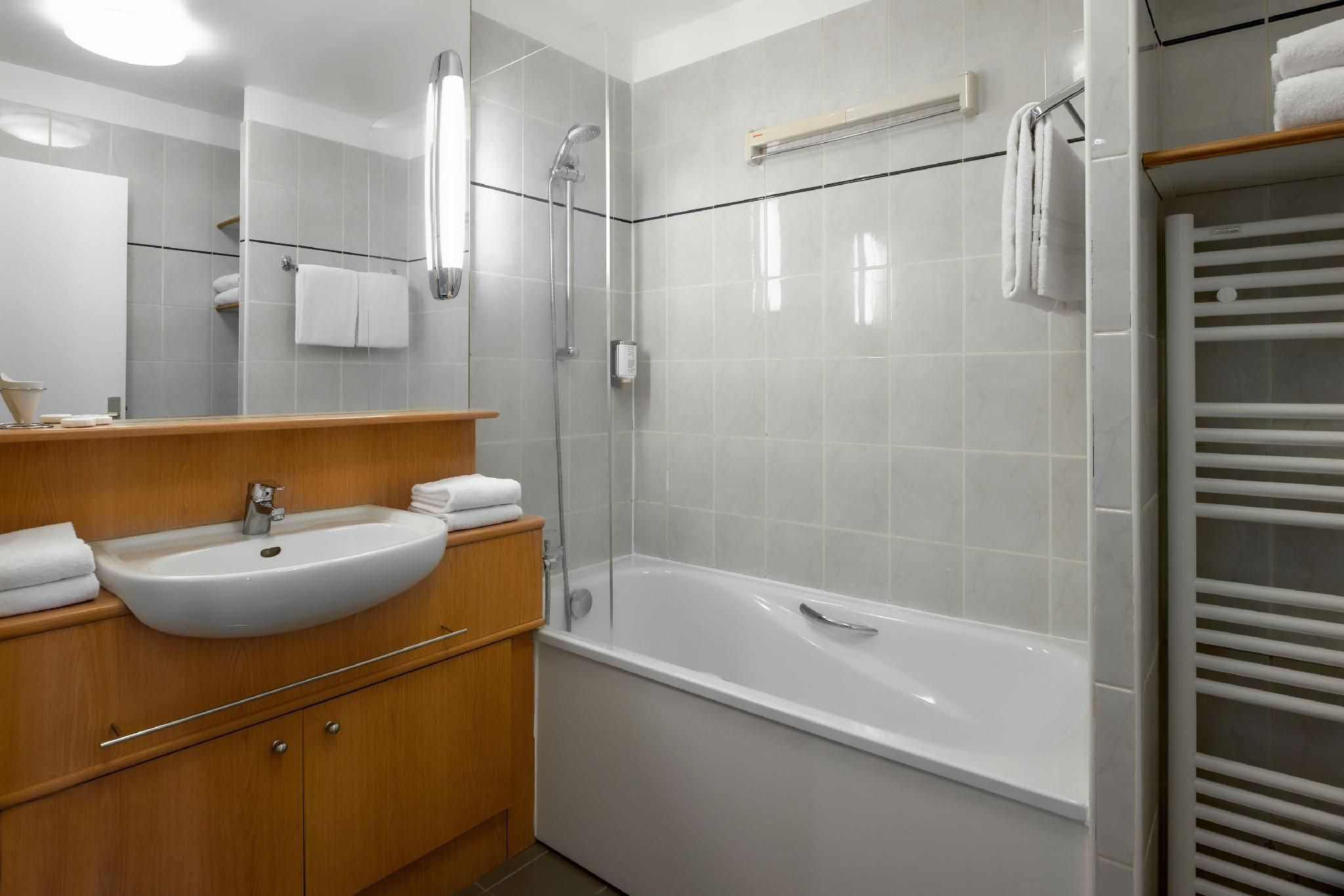 Citadines Bastille Marais Paris Studio Double or Twin 2