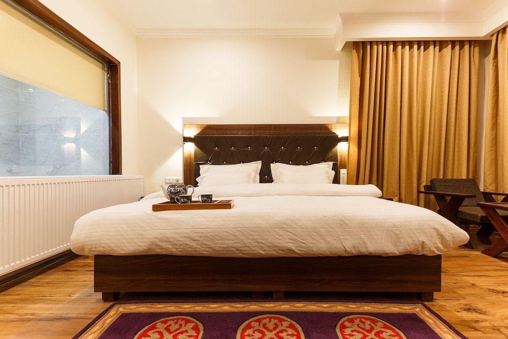 undefined Hotel Leh Plaza 2