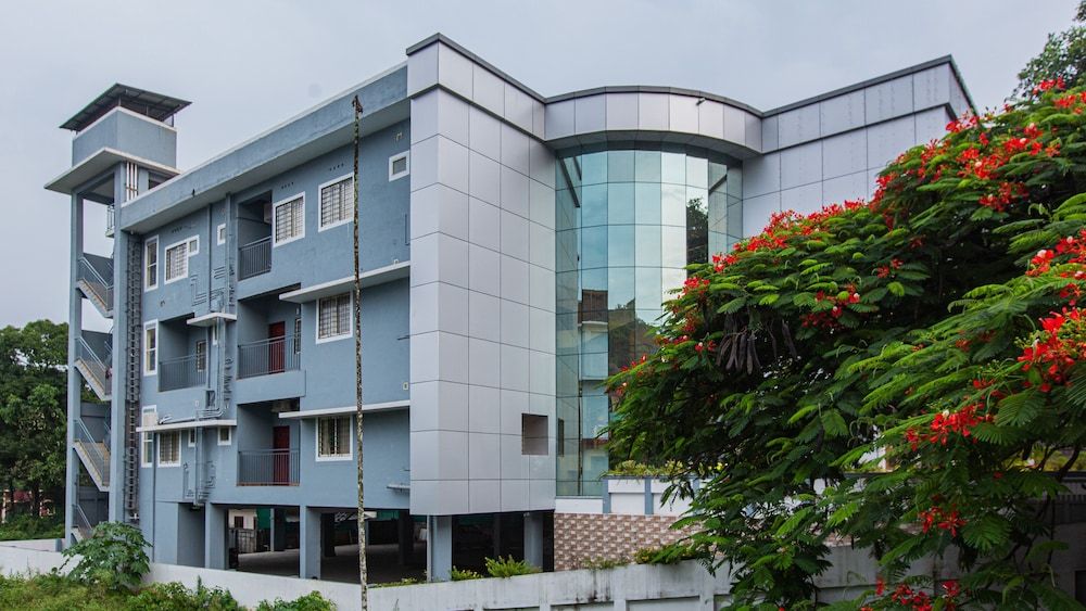 undefined Woodside Residency Thekkady