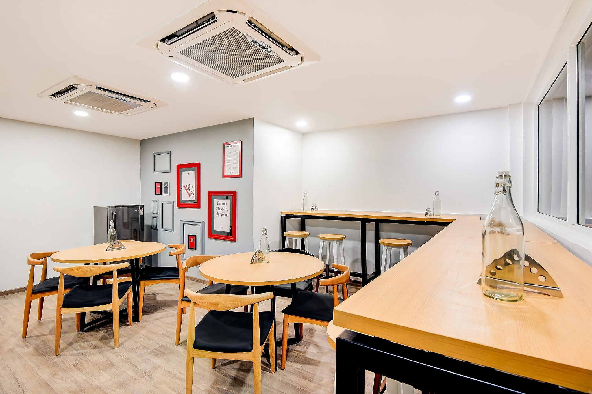 Food & Dining