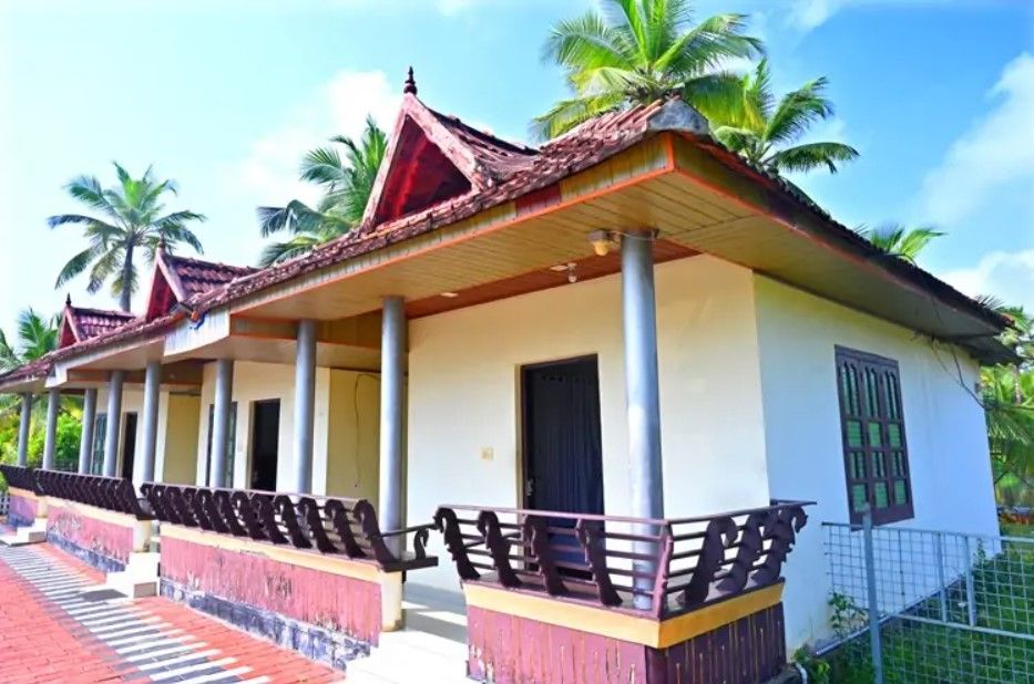 Munroe Island Lake Resort