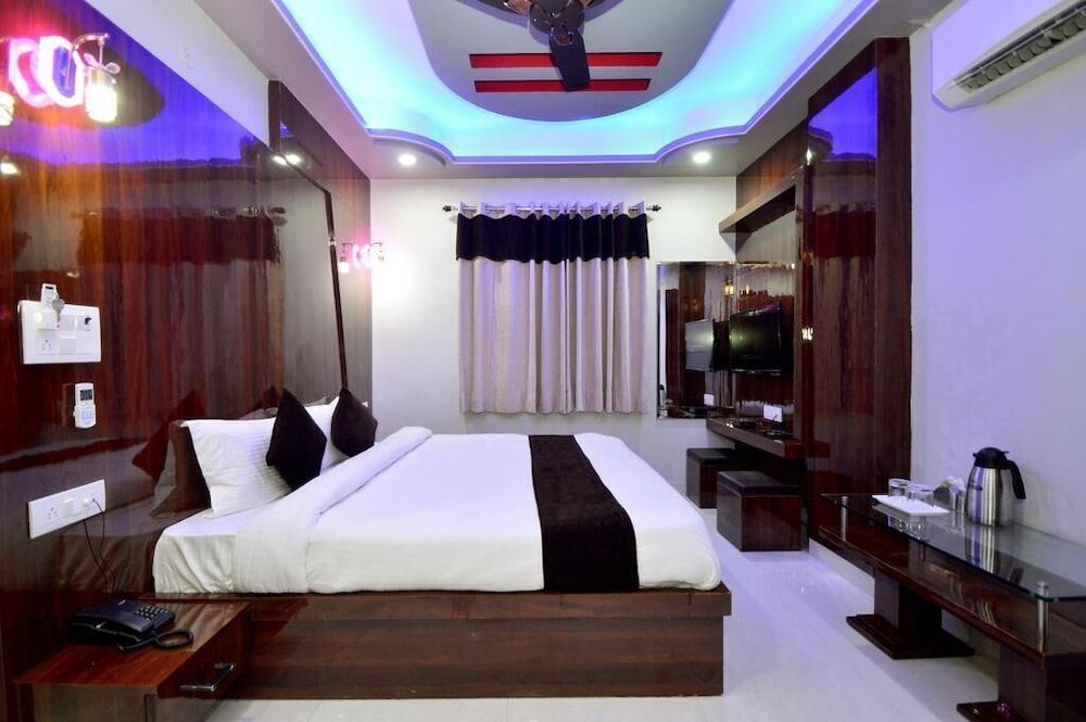 undefined Hotel SAG 8