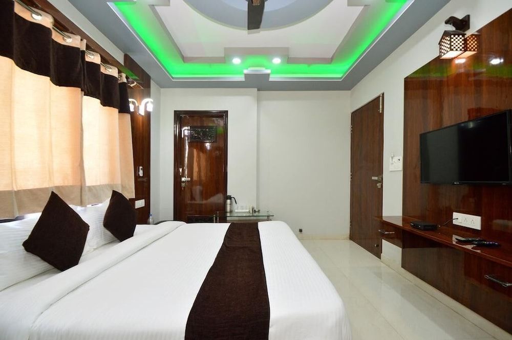 Hotel SAG Deluxe Room 11
